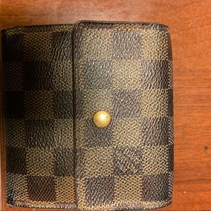 Vintage Louis Vuitton checkered monogram wallet